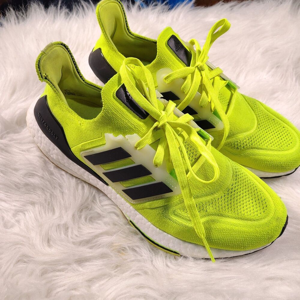 Adidas UltraBoost 22 Solar Yellow Black Mens Size 8.5 PLZ READ !!